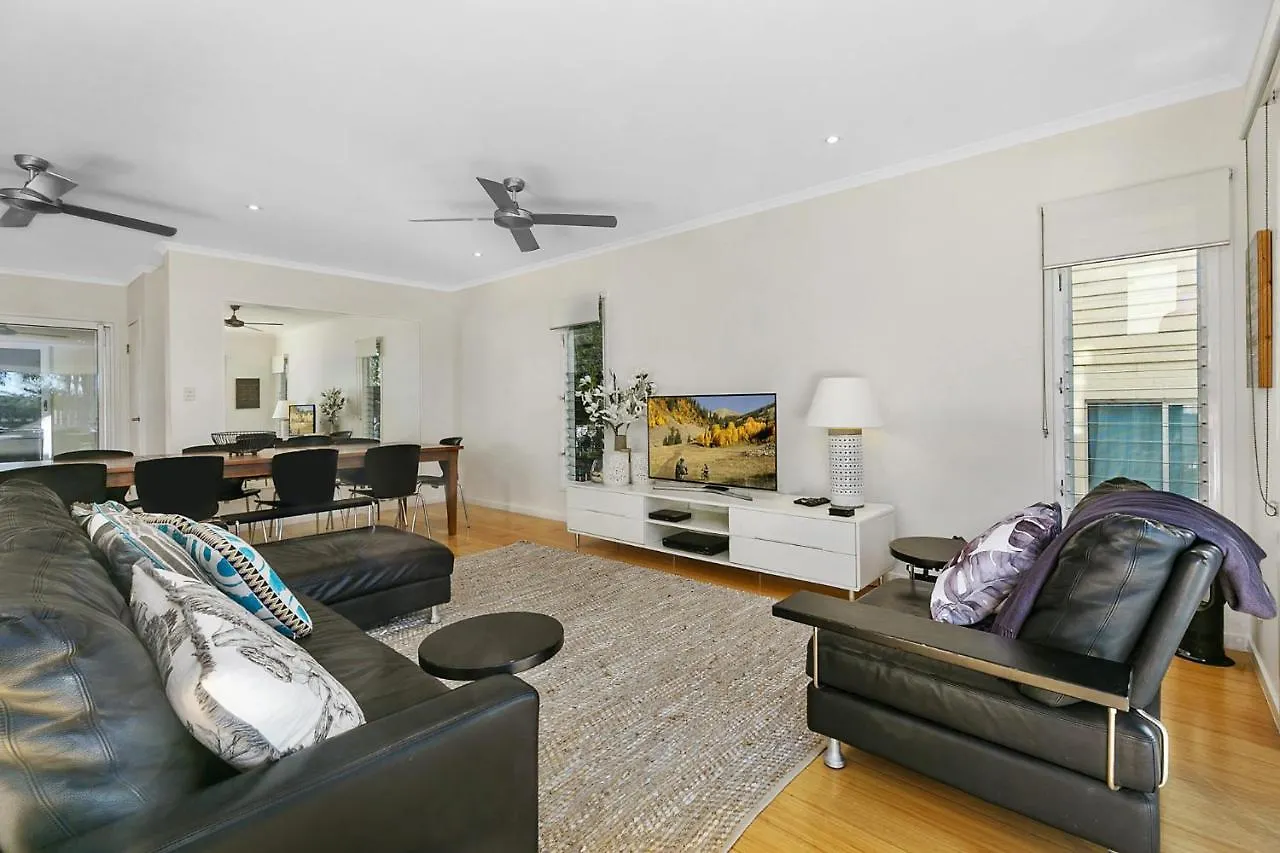 Holiday home Stunning River House - 51 Hilton Esplanade Noosaville Australia